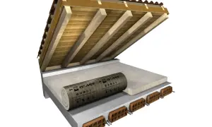 Dettaglio costruttivo di un tetto con isolamento in rotolo per sottotetto non abitabile.