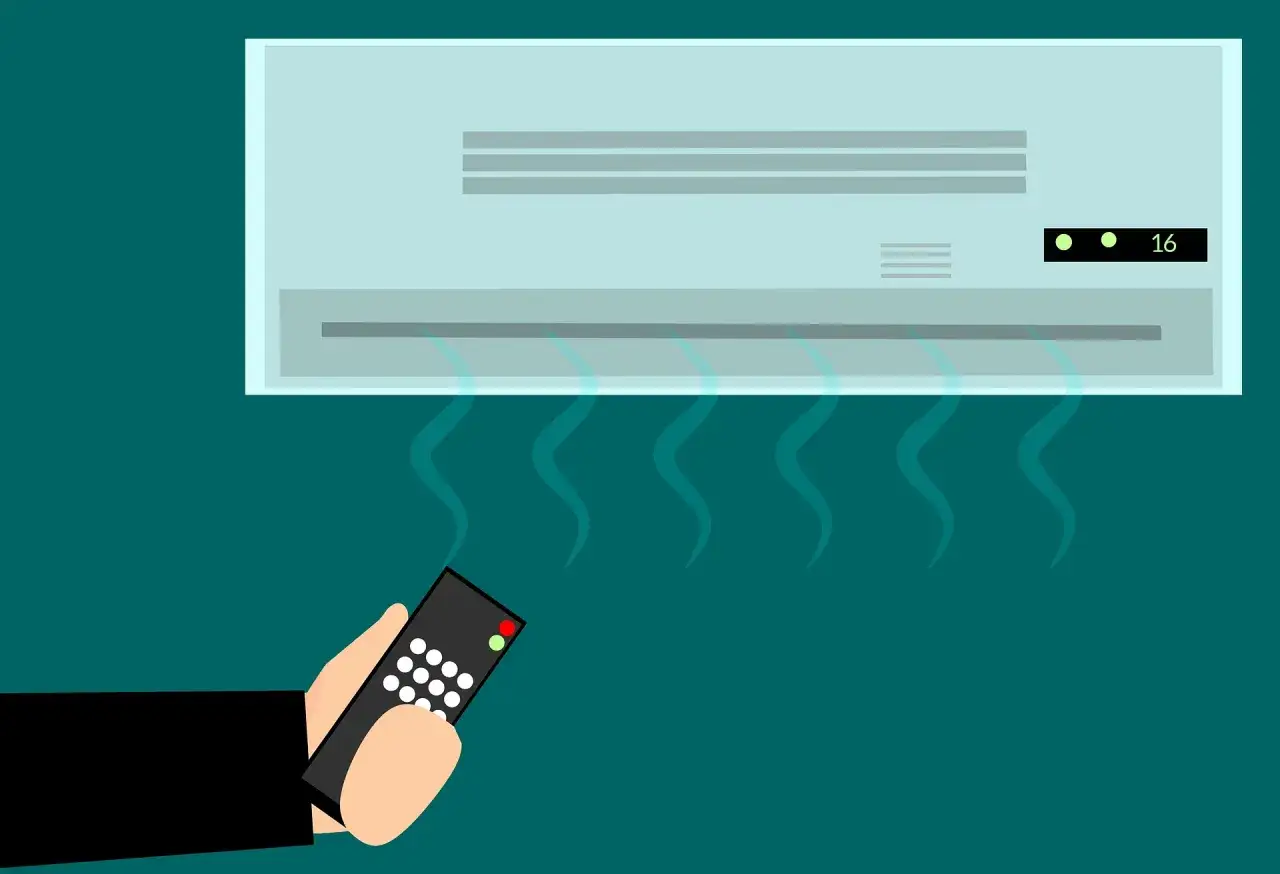 Mano con telecomando per impostare il condizionatore in estate a 16 gradi, con aria fresca che esce.